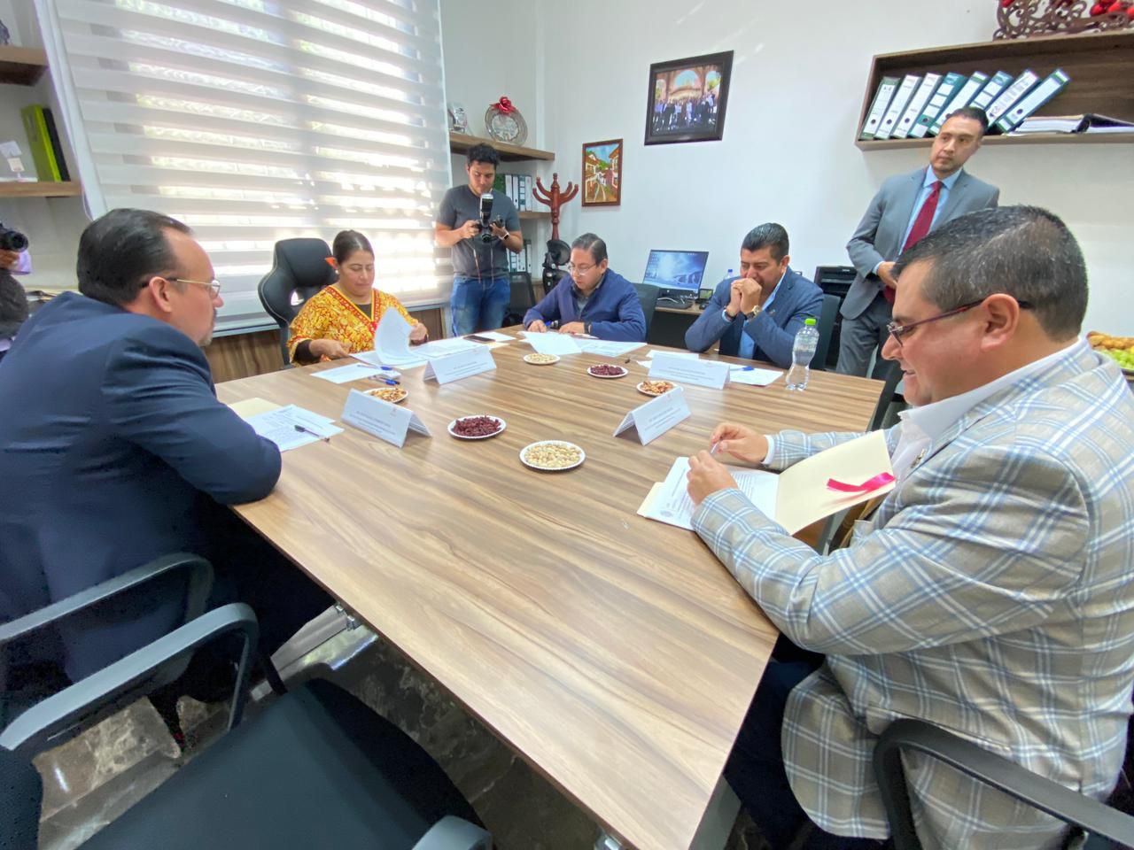 Inicia proceso para elegir a persona comisionada del IAIP